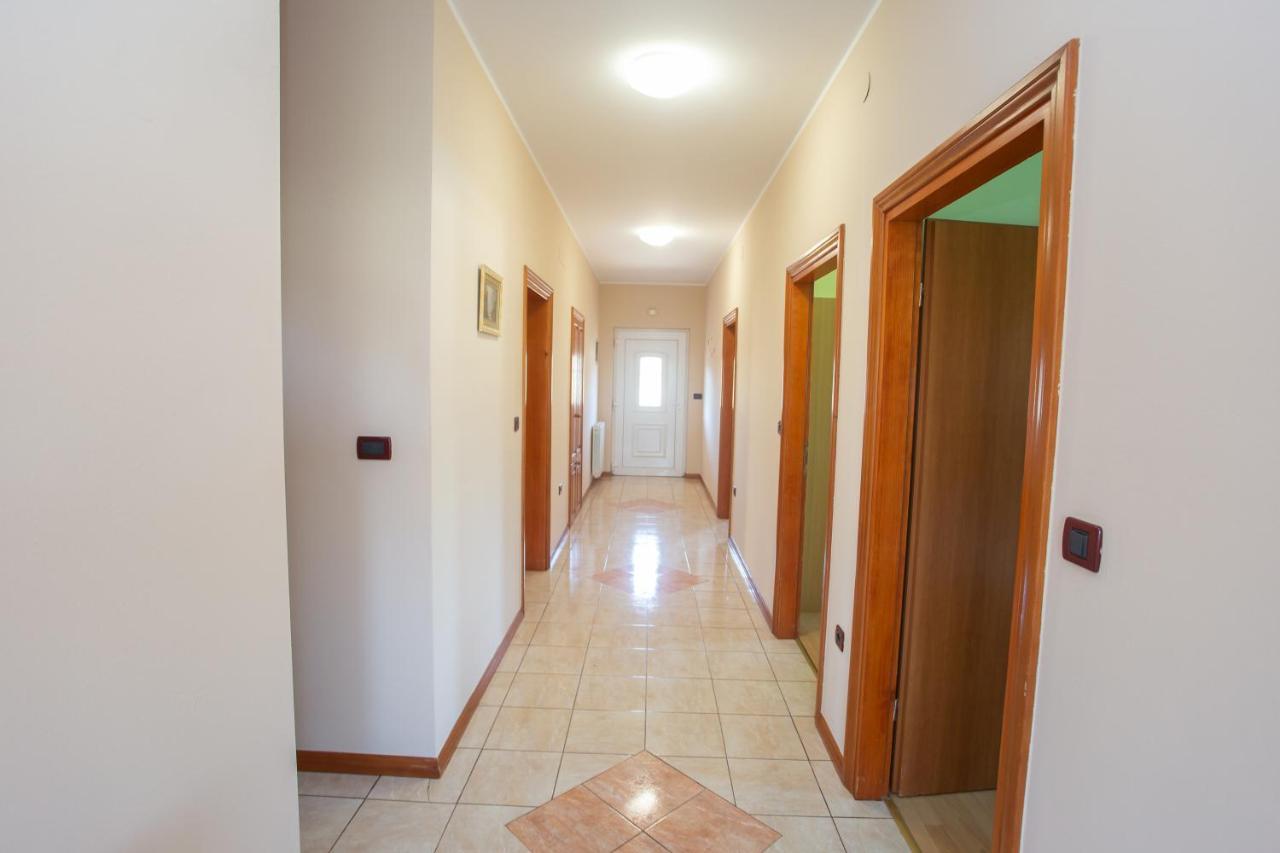 Holiday Home Labud Zminj Exterior photo